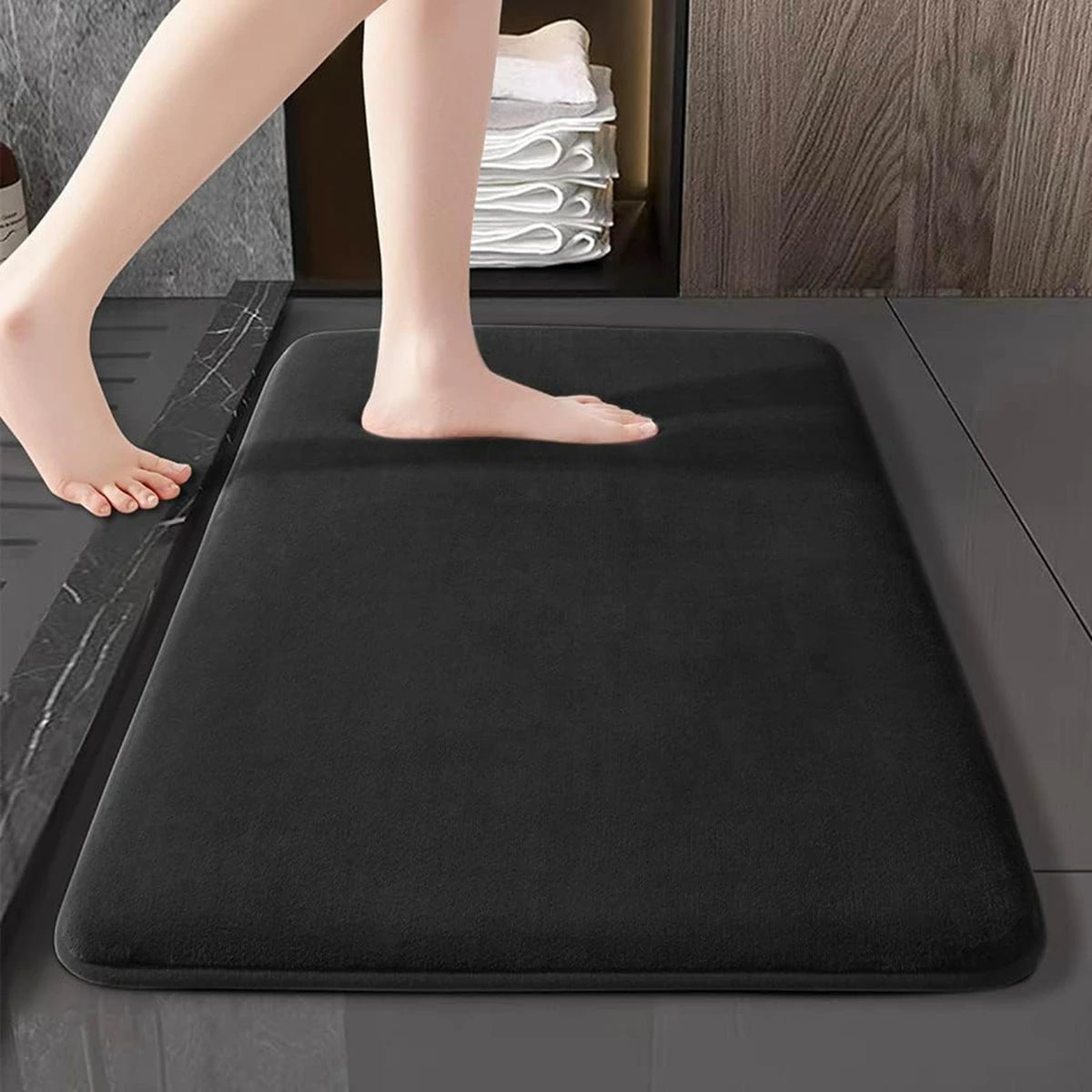 FamilyHomeDecor™ Memory Foam Non-Slip Velvet Bathroom Mat