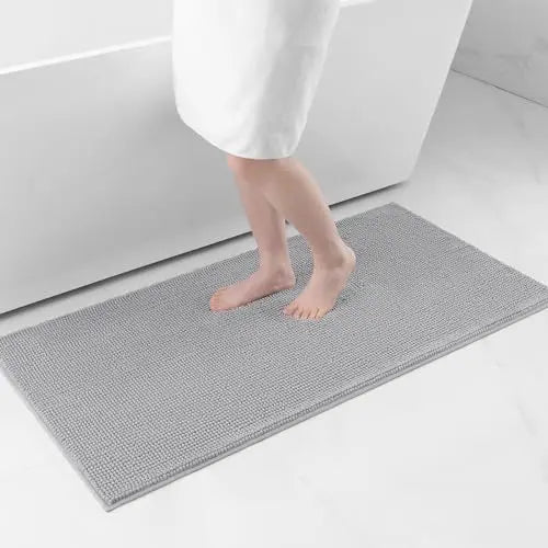 FamilyHomeDecor™ Microfiber Bathroom Rug - Machine Washable