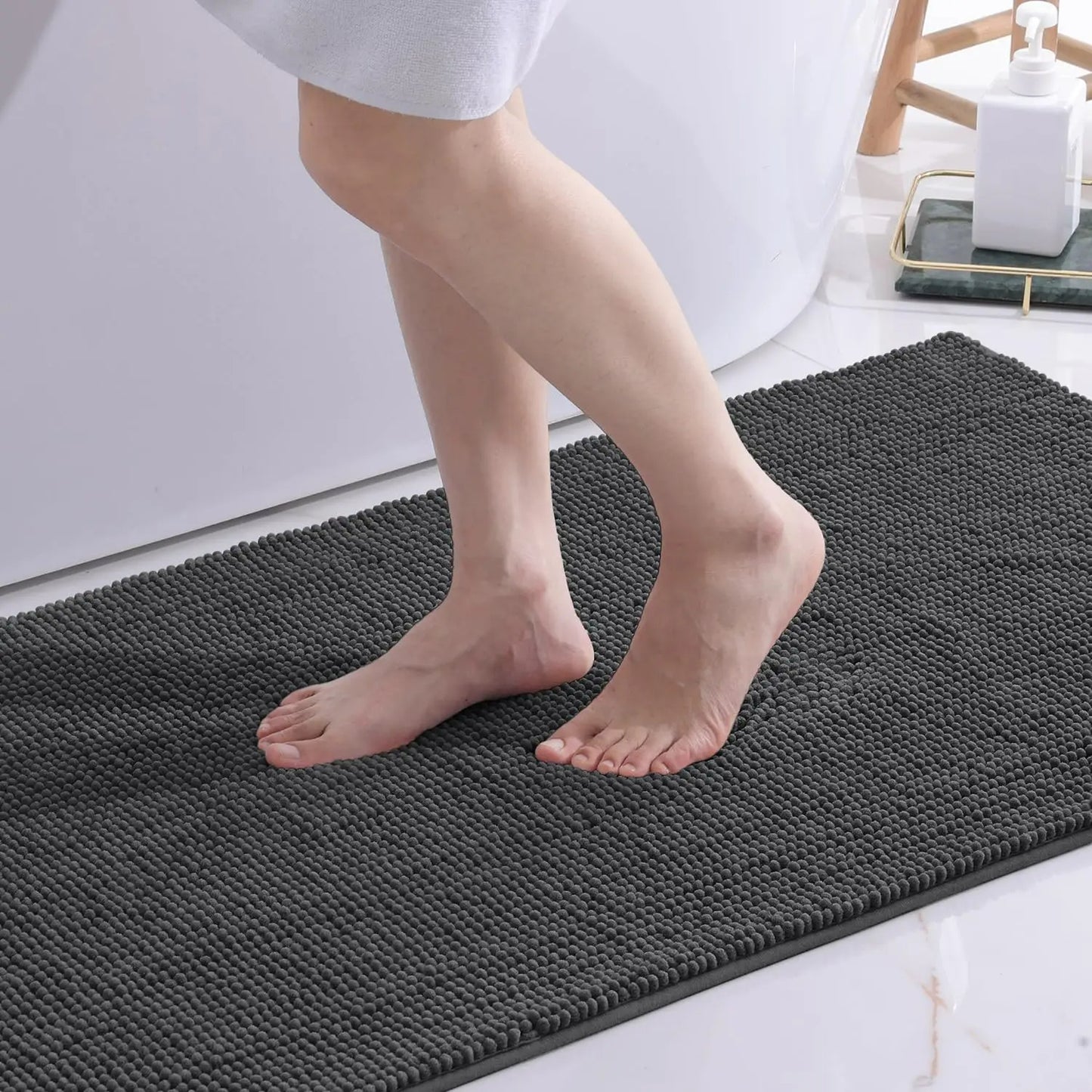 FamilyHomeDecor™ Microfiber Bathroom Rug - Machine Washable