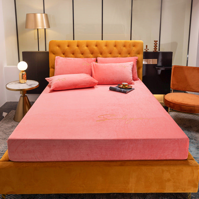 Luxurious Coral Velvet Bed Sheet - Premium Full-Cover 1.2m to 2m Simmons Mattress Cover