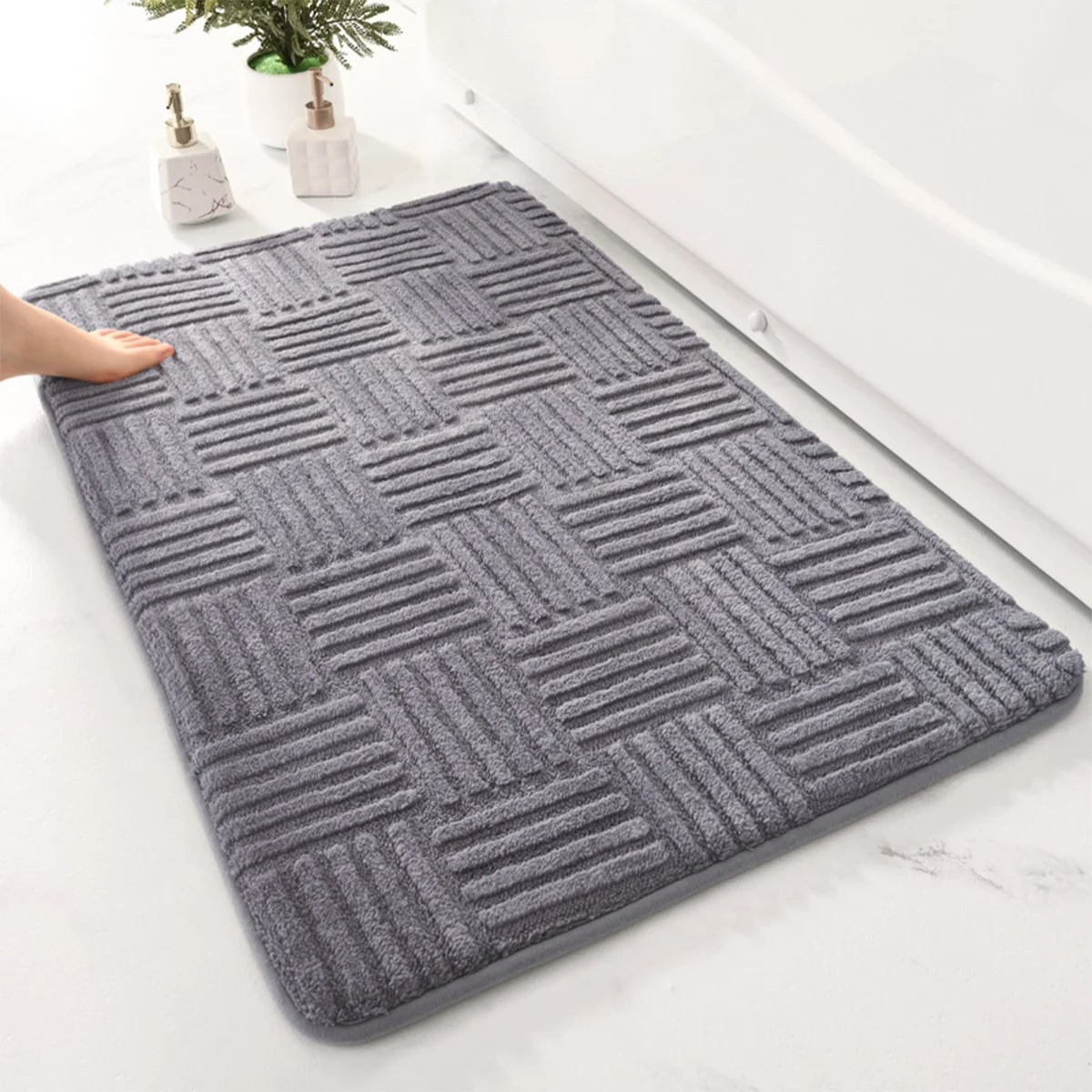 FamilyHomeDecor™ Striped Cotton Washable Bathmat