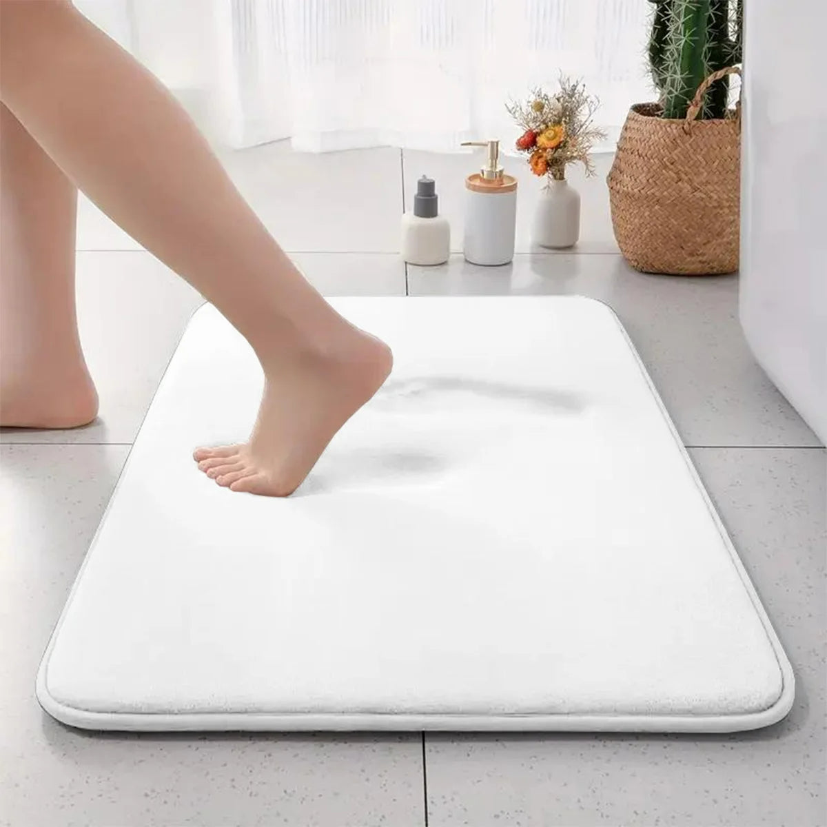 FamilyHomeDecor™ Memory Foam Bathroom Rug