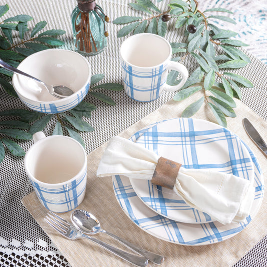 Pier 1 Country Blue Plaid Set of 4 Salad Plates